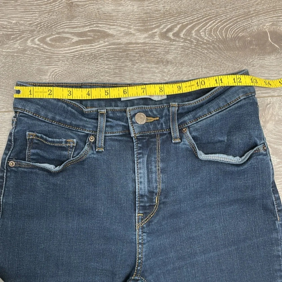 Levi’s Classic Mid Rise Skinny Denim Jeans 27 - Picture 8 of 16